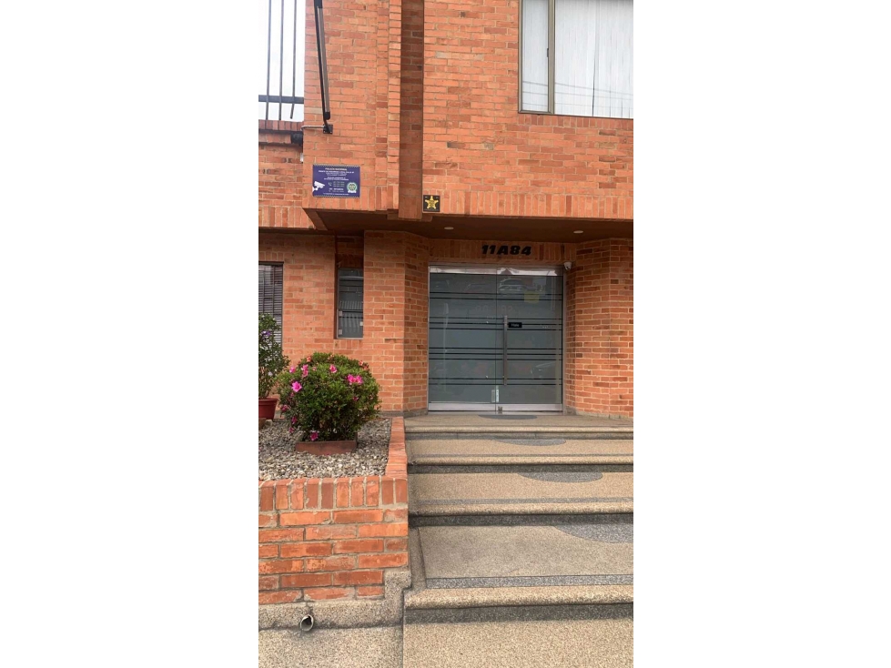 Oficina consultorio en venta Bogotá calle 95