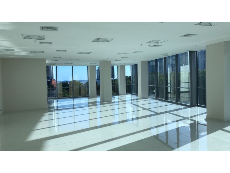 OFICINA DE 90 M2 EN COSTA DEL ESTE, TORRE BOULEVARD — foto 2