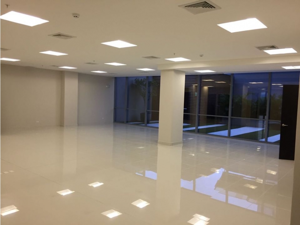 OFICINA DE 90 M2 EN COSTA DEL ESTE, TORRE BOULEVARD — foto 5