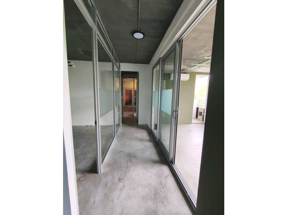 OFICINA DE 140 M2 EN RENTA- PLAYA DEL CARMEN - 2