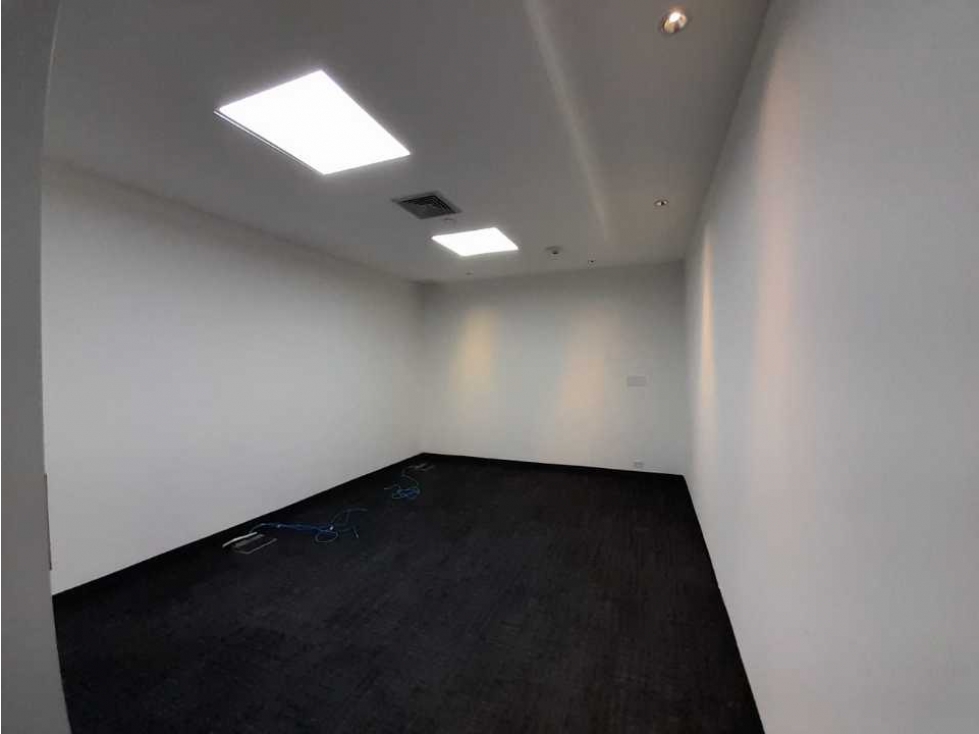 OFICINA DE 501 M2 MANTENIMIENTO INCLUIDO TORRE LAS AMERICAS — foto 4