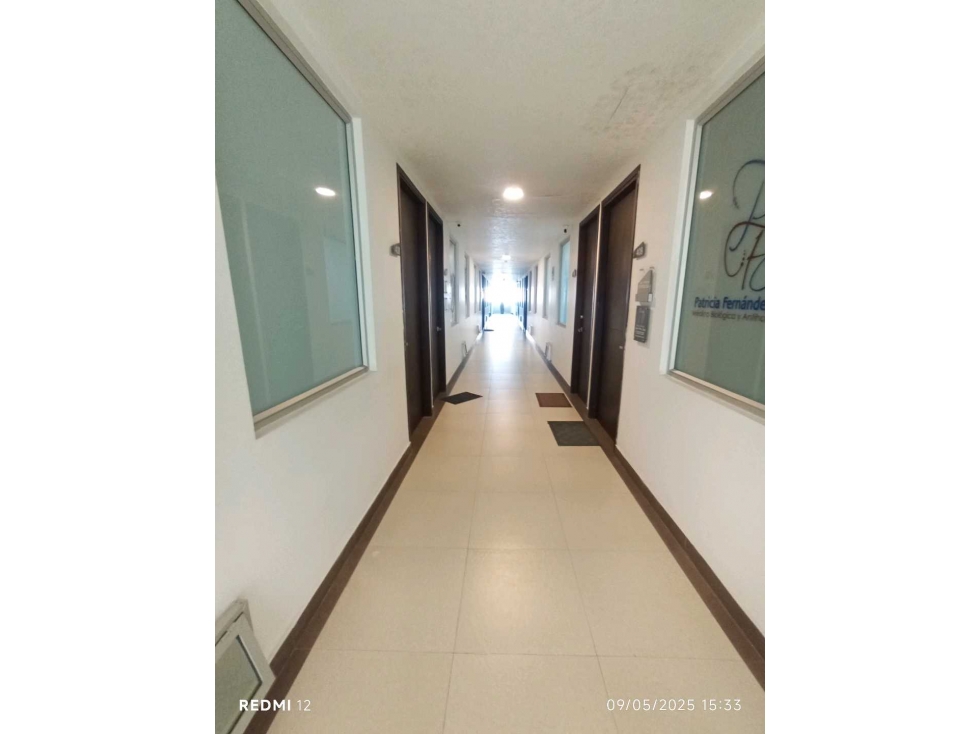 OFICINA EN EL NORTE DE MONTERIA EN VENTA RENTANDO - 5
