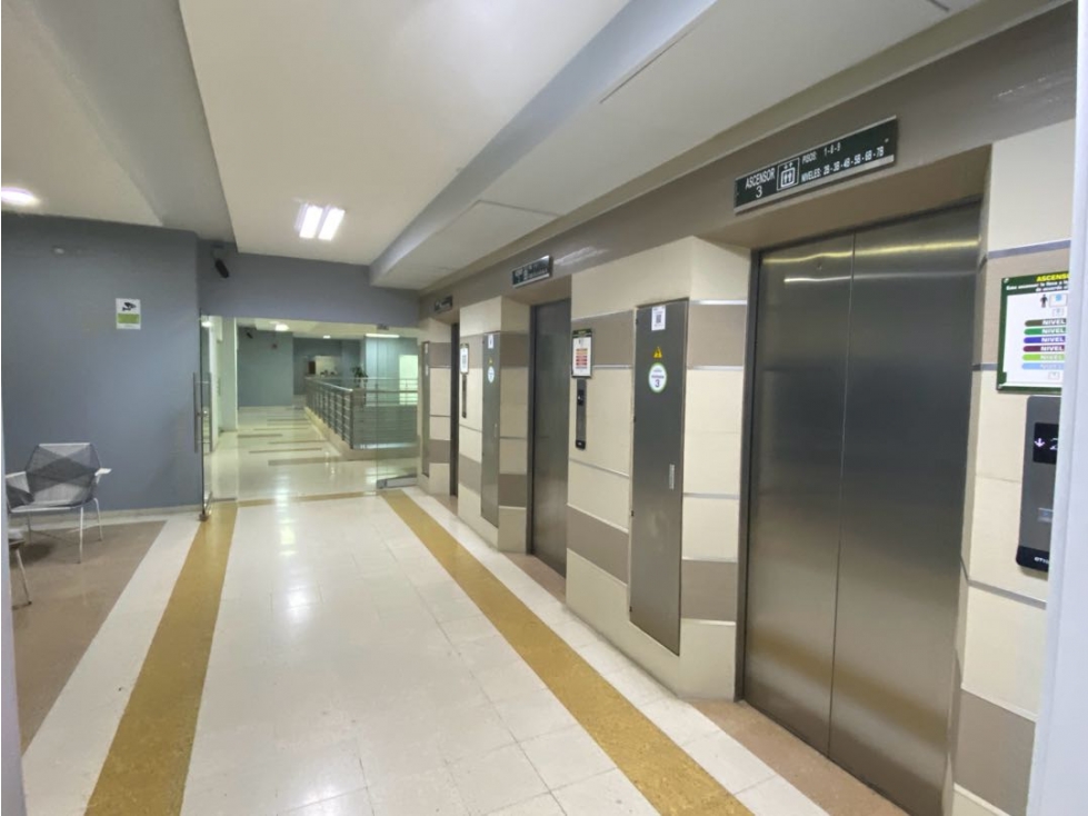 OFICINA DISPONIBLE EN ARRIENDO EN ALAMEDAS- MONTERIA - 2