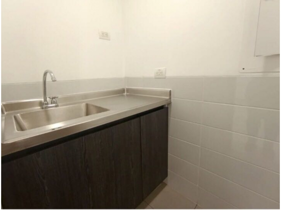 OFICINA DISPONIBLE EN ARRIENDO CIUDAD DEL RIO — foto 5