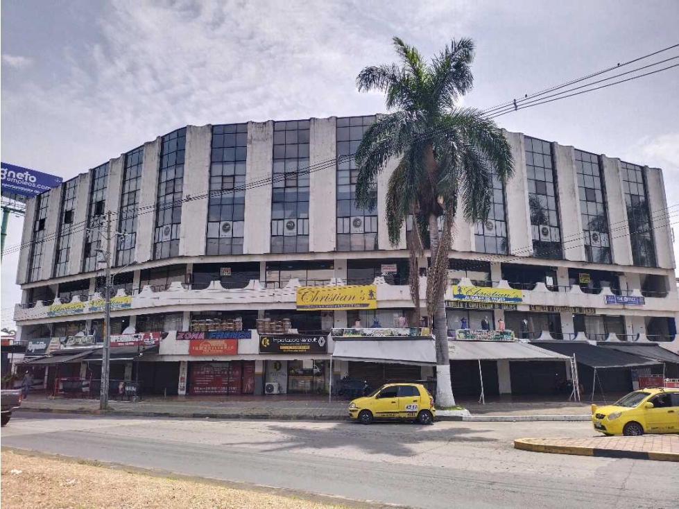 OFICINA EN VENTA AL SUR DE CALI BARRIO DEPARTAMENTAL ED.LA JULIANA