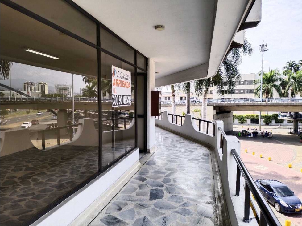 OFICINA EN VENTA AL SUR DE CALI BARRIO DEPARTAMENTAL ED.LA JULIANA — foto 3