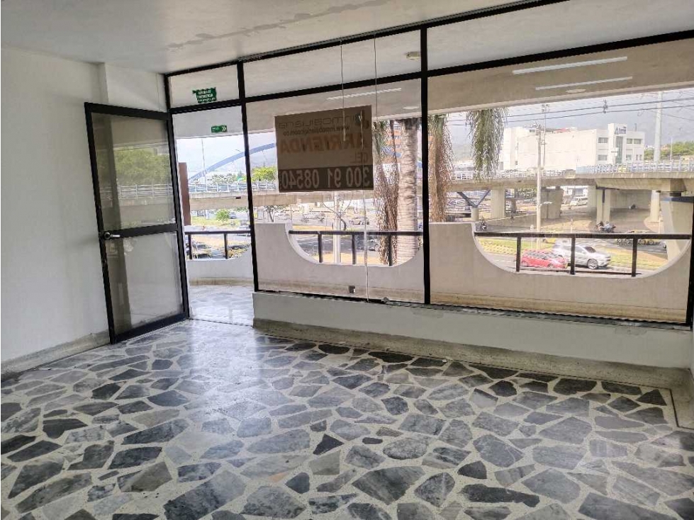OFICINA EN VENTA AL SUR DE CALI BARRIO DEPARTAMENTAL ED.LA JULIANA — foto 6