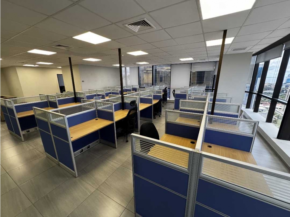 OFICINA EN ALQUILER DE 175M2 EN LA CALLE 50, TORRE BANCO GENERAL — foto 3