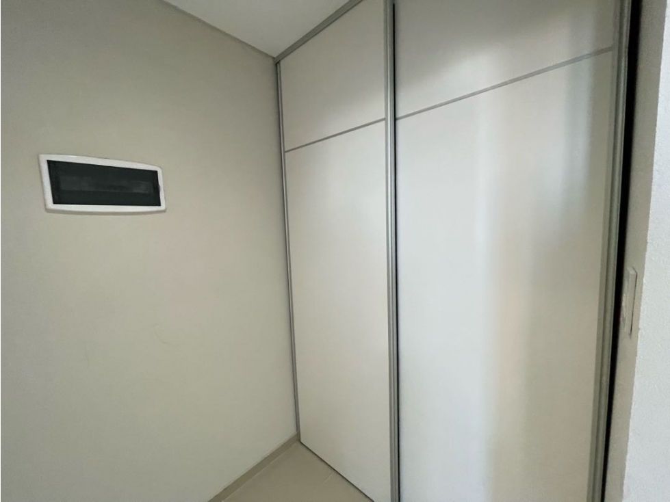 Oficina en alquiler en torre italia - 5