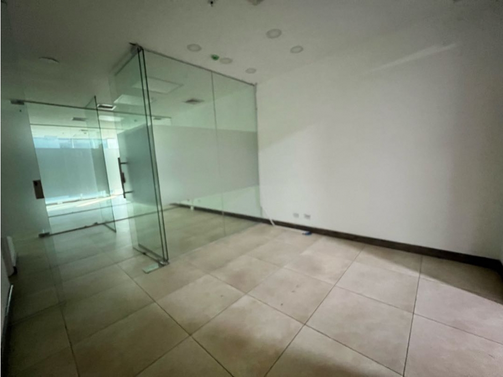Oficina en alquiler obarrio — foto 4