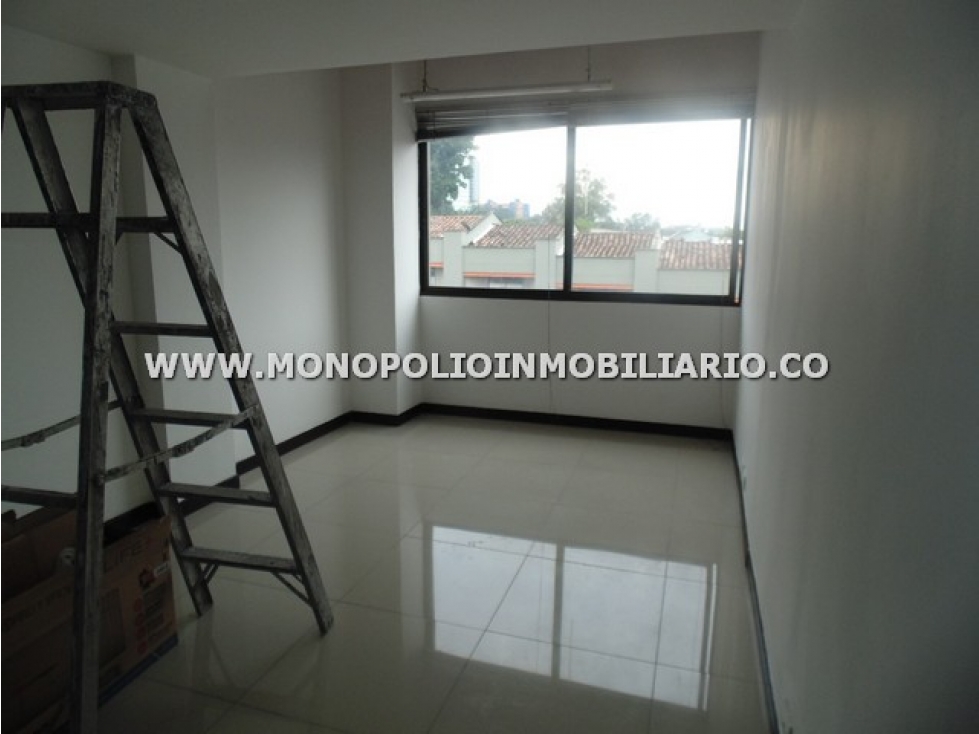 OFICINA EN ARRENDAMIENTO - EL POBLADO VILLA CARLOTA COD: 9860 - 1