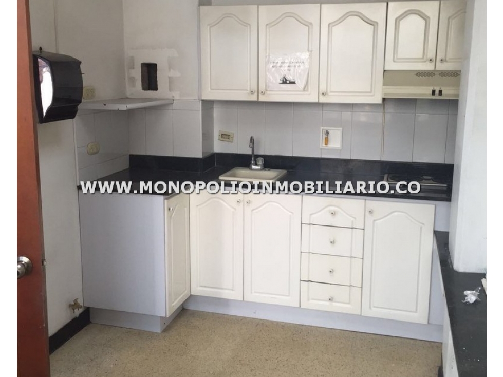 OFICINA EN ARRENDAMIENTO - SECTOR SAN FERNANDO, ITAGÜI COD: 22536 - 6