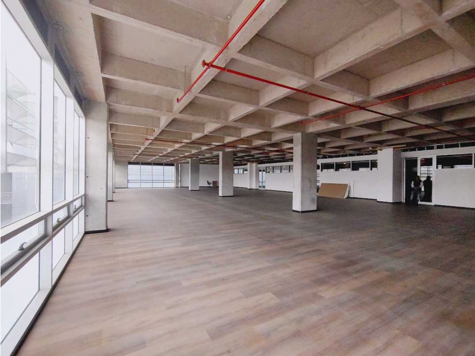 OFICINA EN ARRIENDO 393M2 EN BOGOTA — foto 3
