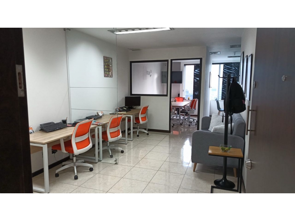 Oficina en Arriendo