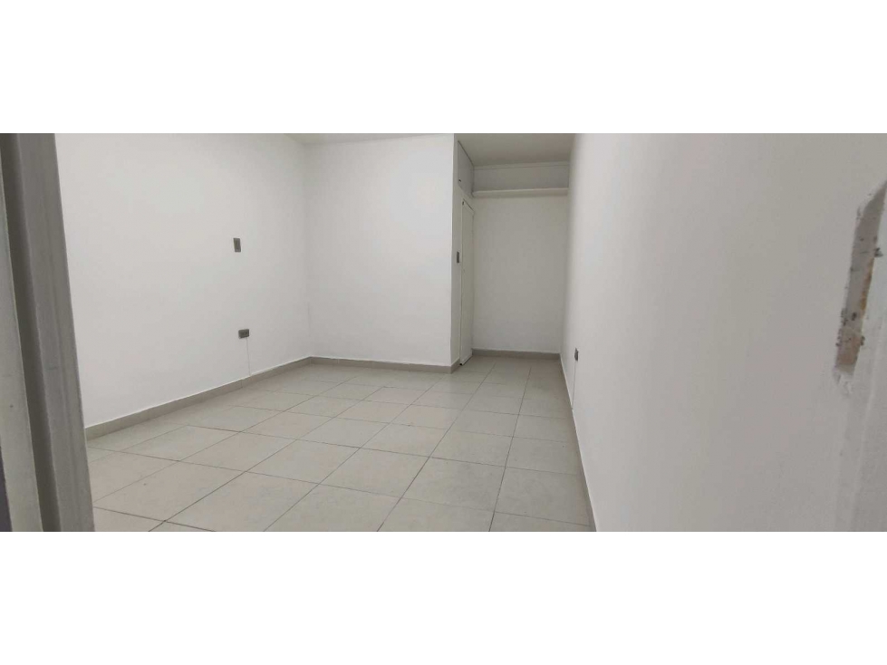 Oficina en arriendo centro Envigado - 2