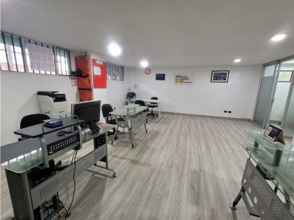 ARRIENDO OFICINA CERCA CORFERIAS — foto 3