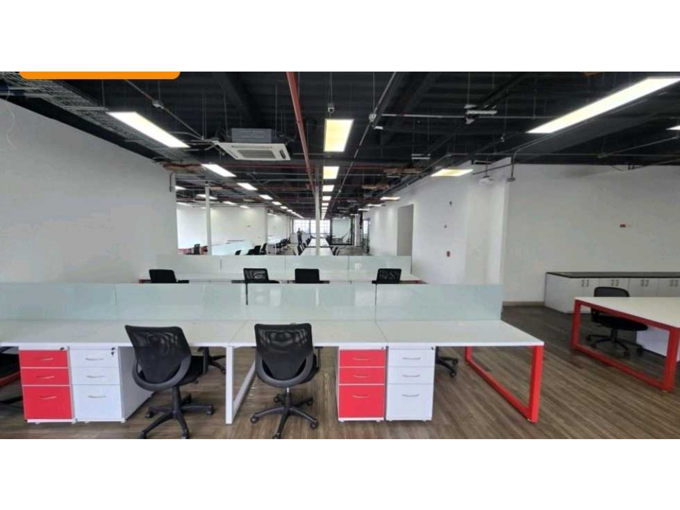 OFICINA EN ARRIENDO EN EL SECTOR DE USAQUEN. (180 PUESTOS), BOGOTA — foto 5
