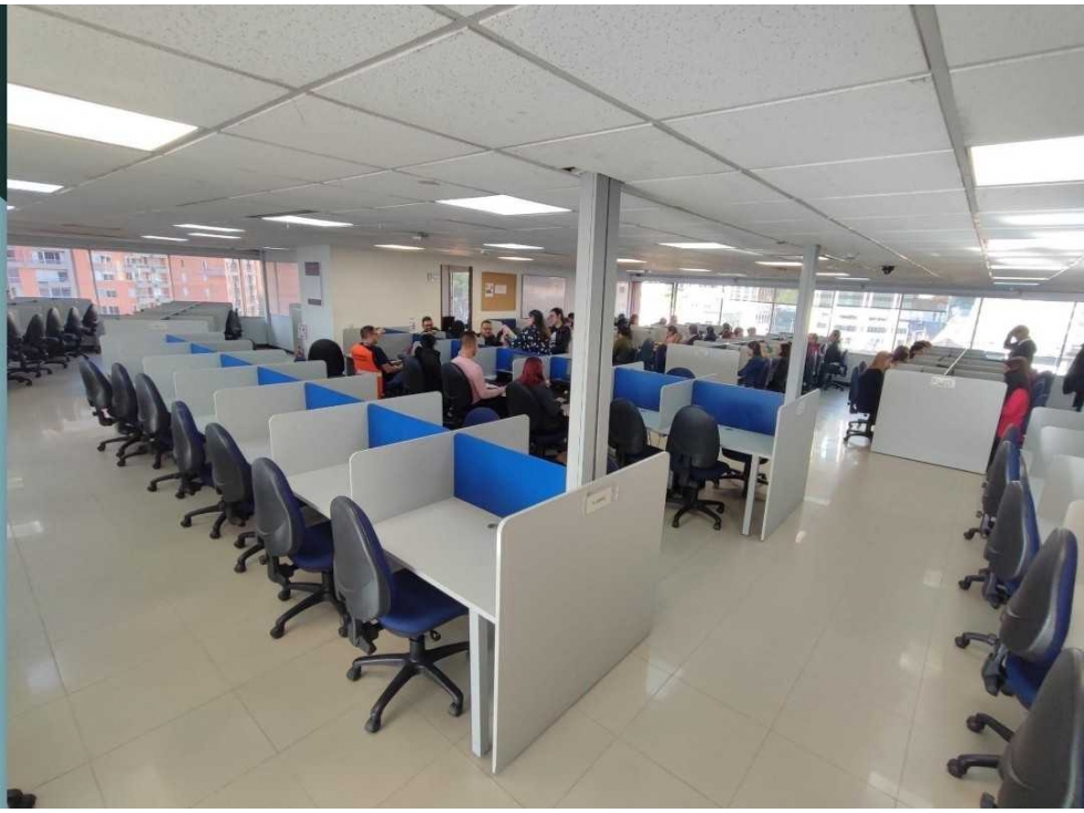 OFICINA EN ARRIENDO EN EL SECTOR DEL CENTRO INTERNACIONAL,BOGOTA