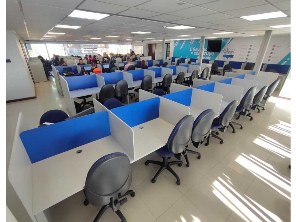 OFICINA EN ARRIENDO EN EL SECTOR DEL CENTRO INTERNACIONAL,BOGOTA — foto 2