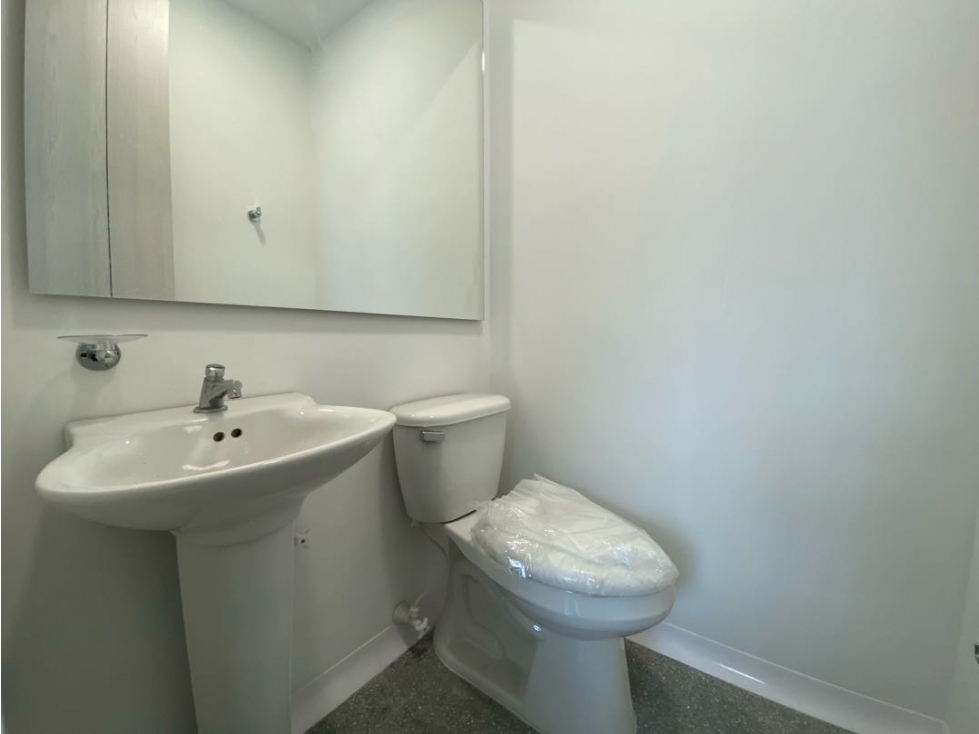 Oficina en arriendo en Los Colores Medellín — foto 6