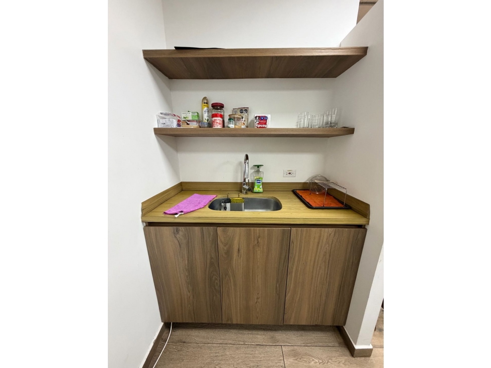 OFICINA EN ARRIENDO EN MEDELLÍN SECTOR AVENIDA LAS PALMAS — foto 5