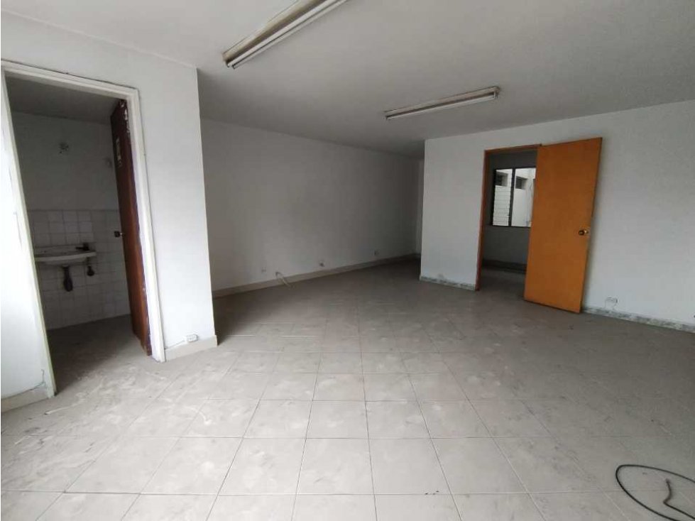 OFICINA EN ARRIENDO ENVIGADO, CENTRO - 1
