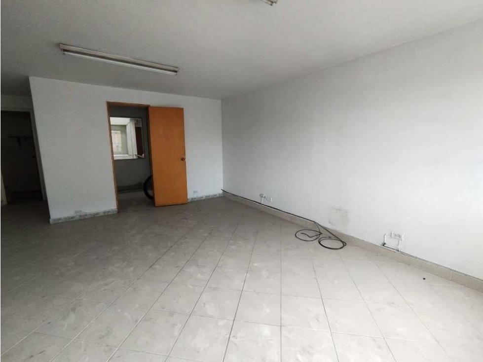 OFICINA EN ARRIENDO ENVIGADO, CENTRO - 2