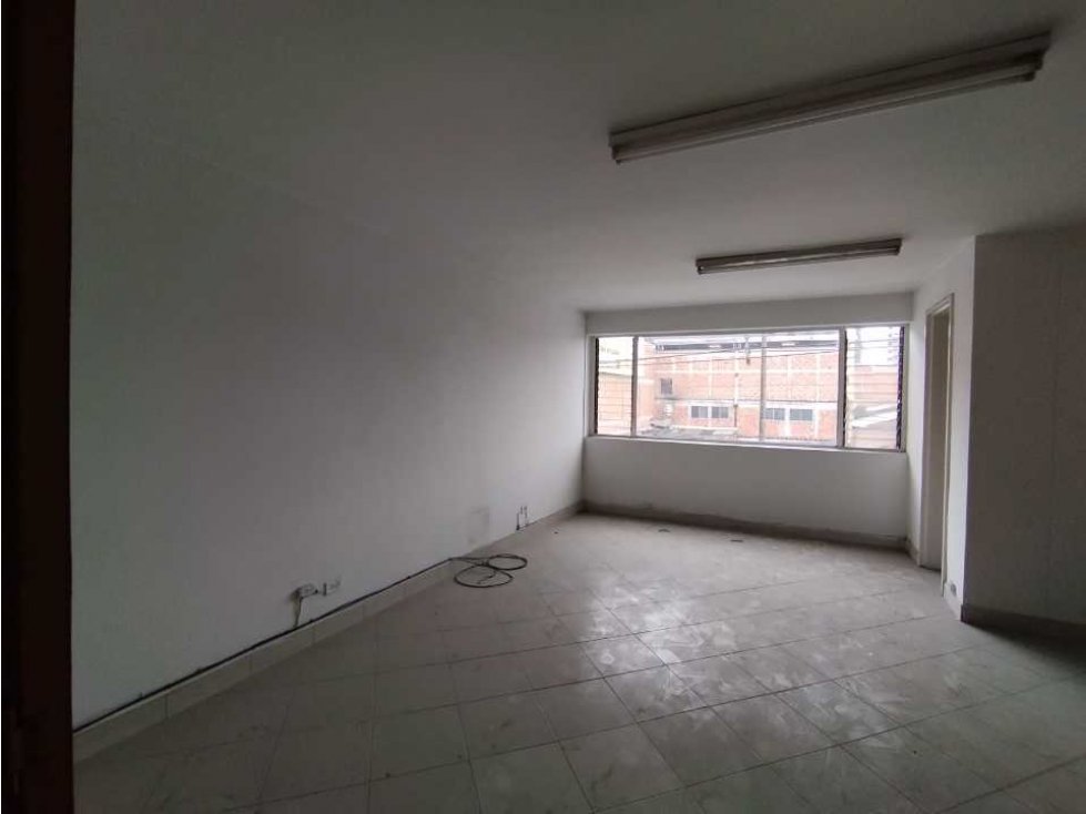 OFICINA EN ARRIENDO ENVIGADO, CENTRO - 3
