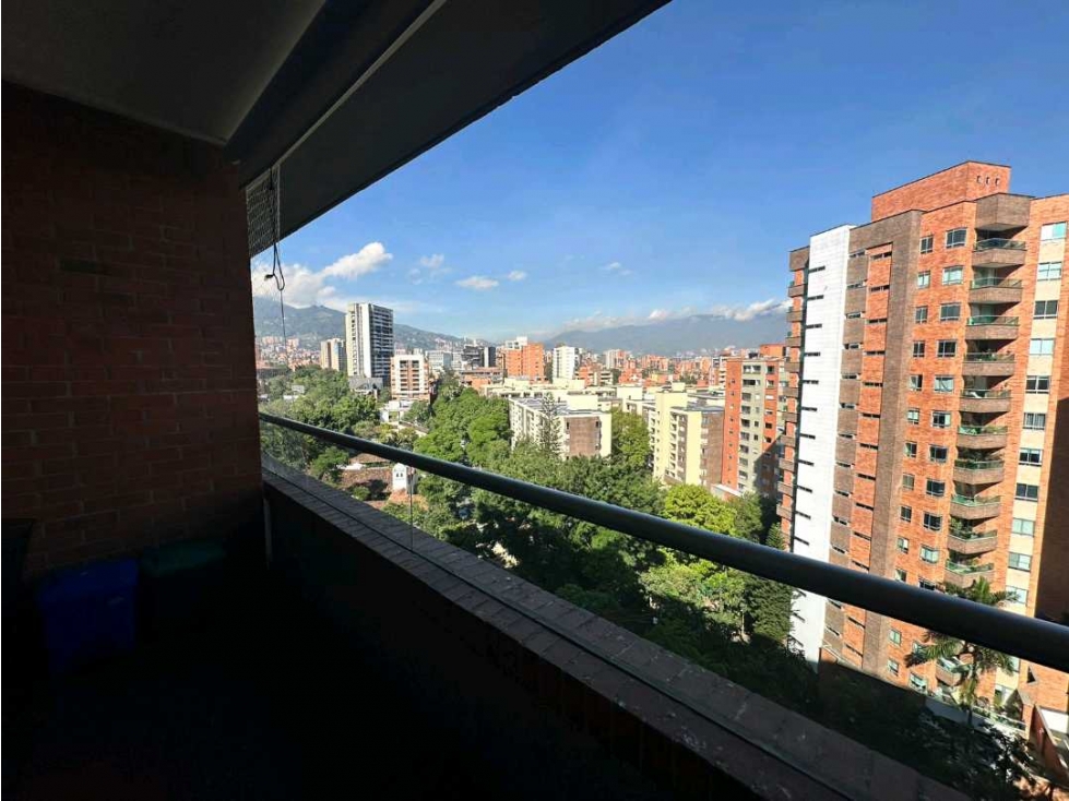 Oficina en arriendo poblado medellin