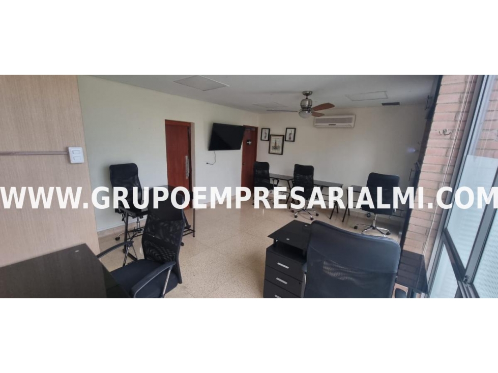 OFICINA EN ARRIENDO - SECTOR EL POBLADO COD: 29616 - 1