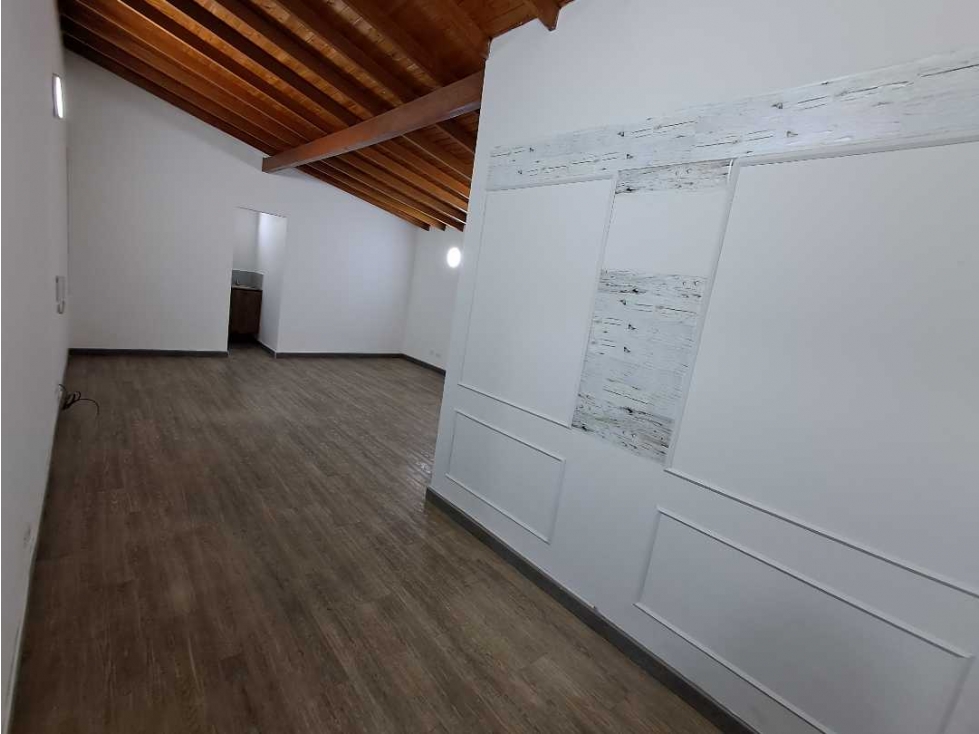 Oficina en arriendo Sector Premium Plaza