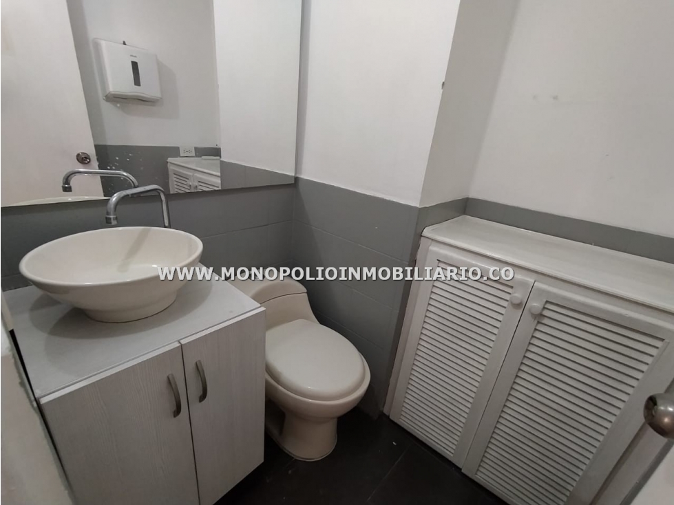 OFICINA EN ARRIENDO - SECTOR ZONA CENTRO, ENVIGADO COD: 23292 - 4
