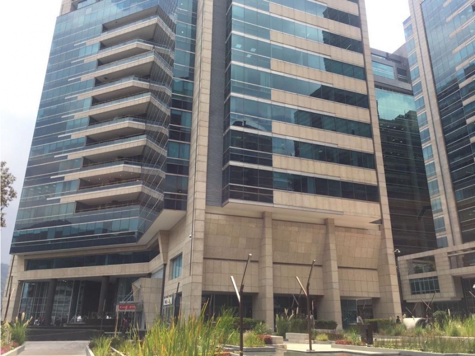 Oficina en arriendo Torre Samsung / Bogotá