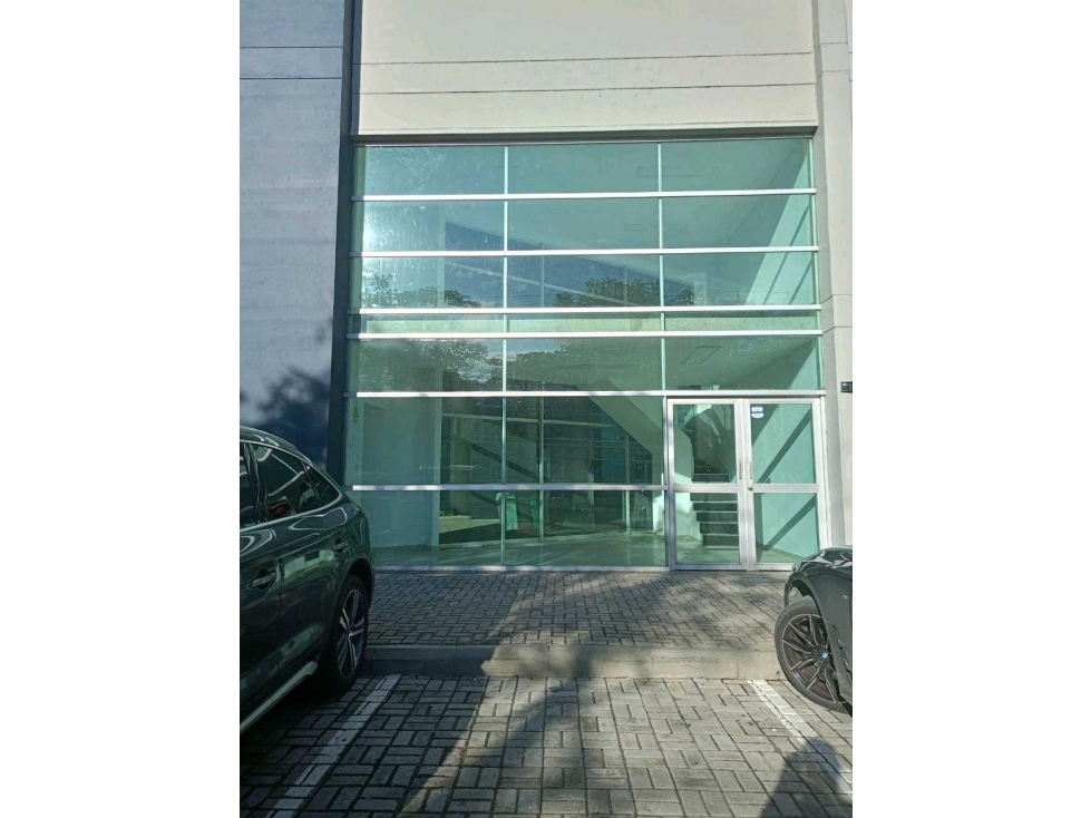 LOCAL EN ARRIENDO VIA 40 BARRANQUILLA — foto 2