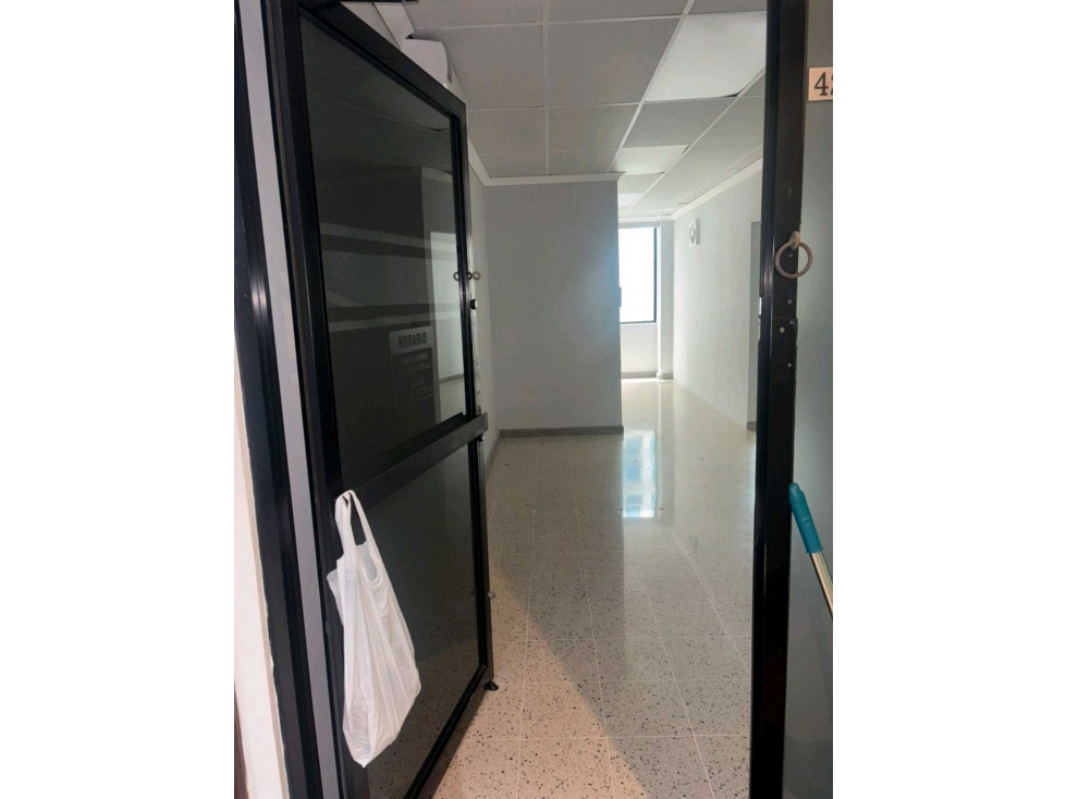 OFICINA EN AVENIDA BALBOA EDIFICIO BALBOA PLAZA 53M2 — foto 6