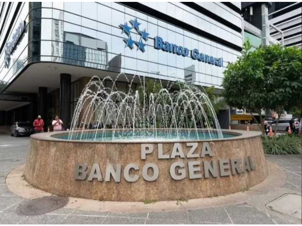 OFICINA EN CALLE 50 EN PLAZA BANCO GENERAL 335M2 - 1