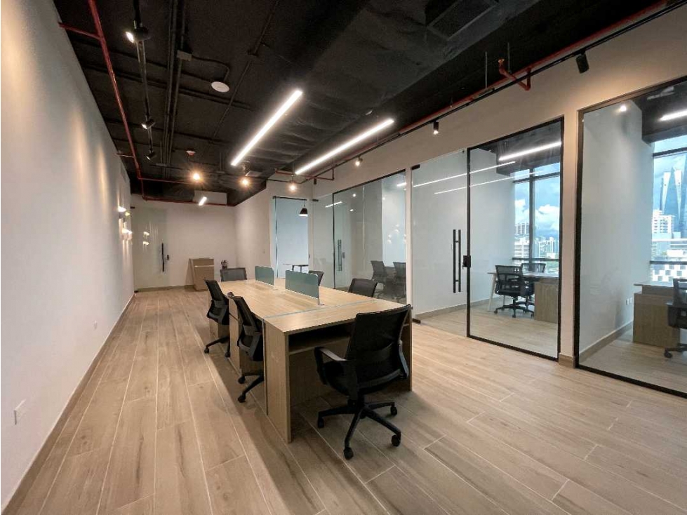 OFICINA EN CALLE 50 TOWER BANK AMOBLADA 94M2 SERVICIOS INCLUIDOS — foto 2