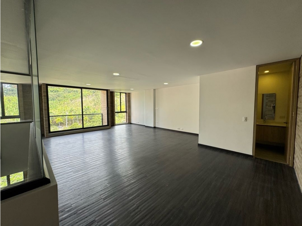 Oficina el Poblado, Venta o Arriendo — foto 4