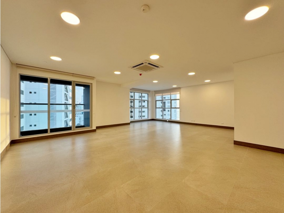 OFICINA en EDIFICIO TORRE COOSALUD en ARRIENDO Bocagrande | Cartagena