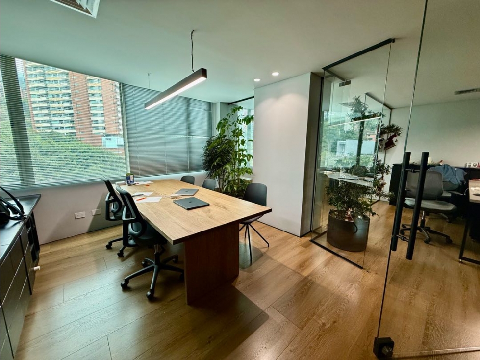 OFICINA EN EL POBLADO / EL TESORO — foto 5