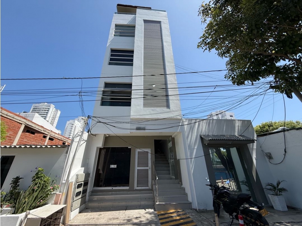 OFICINA EN MANGA DISPONIBLE PARA ARRIENDO