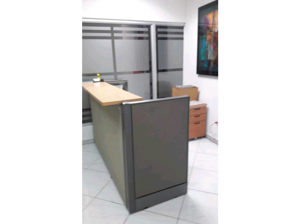 OFICINA EN MARBELLA OCEAN BUSINESS TORRE BANESCO 167M2 AMOBLADA — foto 4