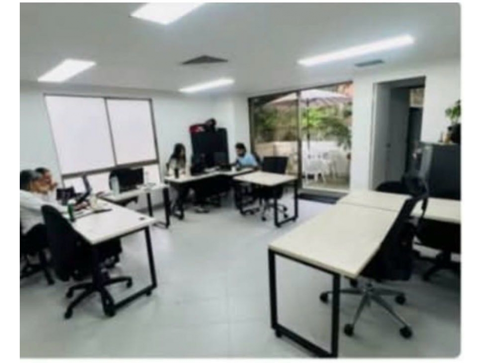 Oficina en Milla de Oro