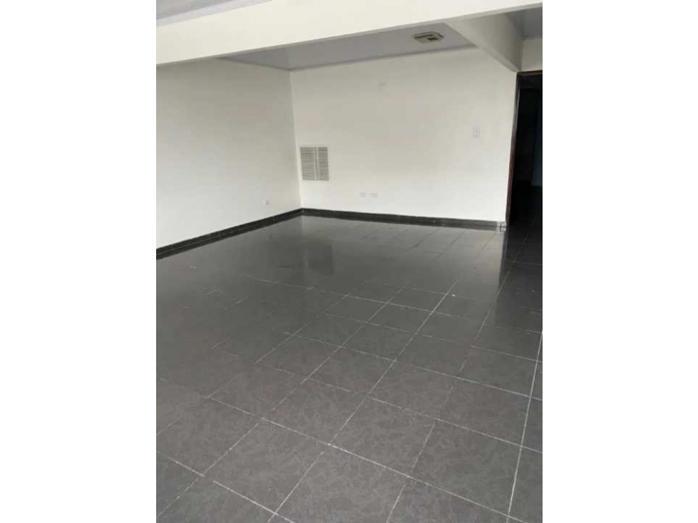 OFICINAS EN PARQUE LEFEVRE EN ALQUILER DESDE 48.M2 — foto 5
