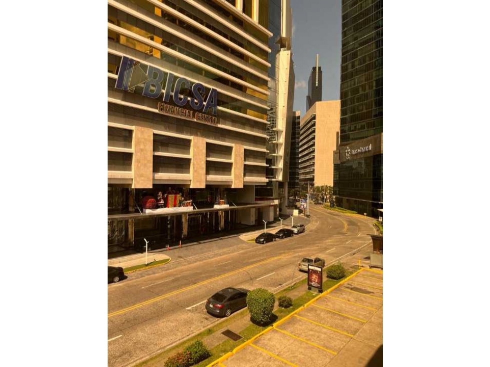 OFICINA EN PH GALERIAS BALBOA DE 485 M2 AVENIDA BALBOA — foto 4