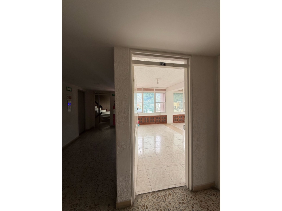 OFICINA EN VENTA CENTRO DE VILLAVICENCIO ED SANTANDER - 4