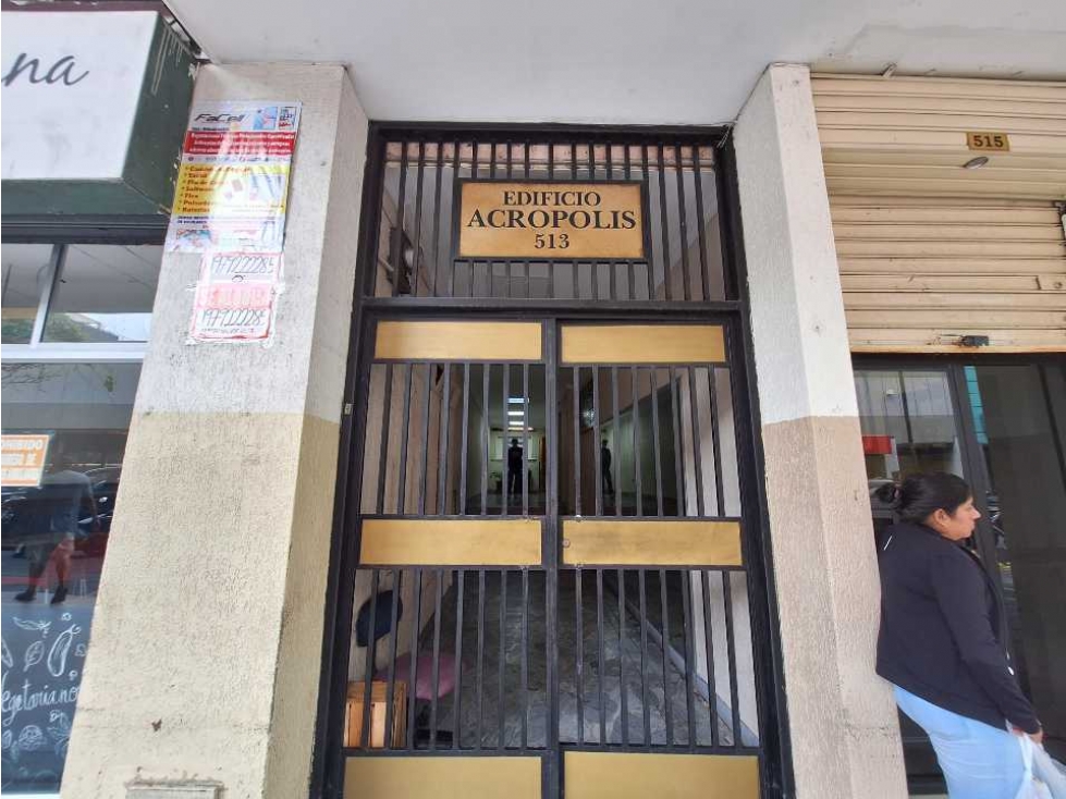 Oficina en venta Edif. Acrópolis piso 7, Centro de Guayaquil - 1