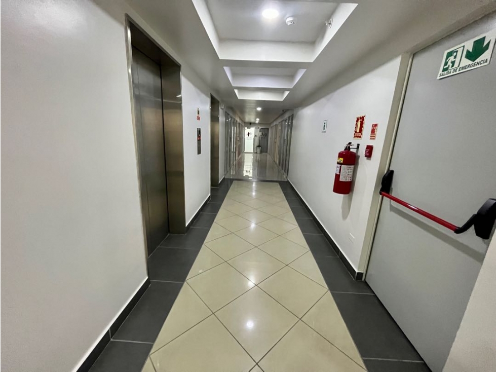 Oficina en Venta en Centro Empresarial Mar del Sur-Bella Vista (MFV) - 5