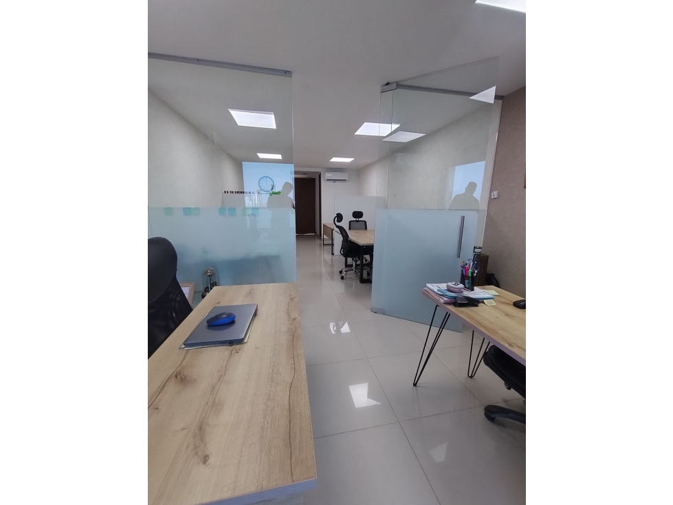 Oficina en Venta en Edificio Twins Bay - Manga, Cartagena — foto 2