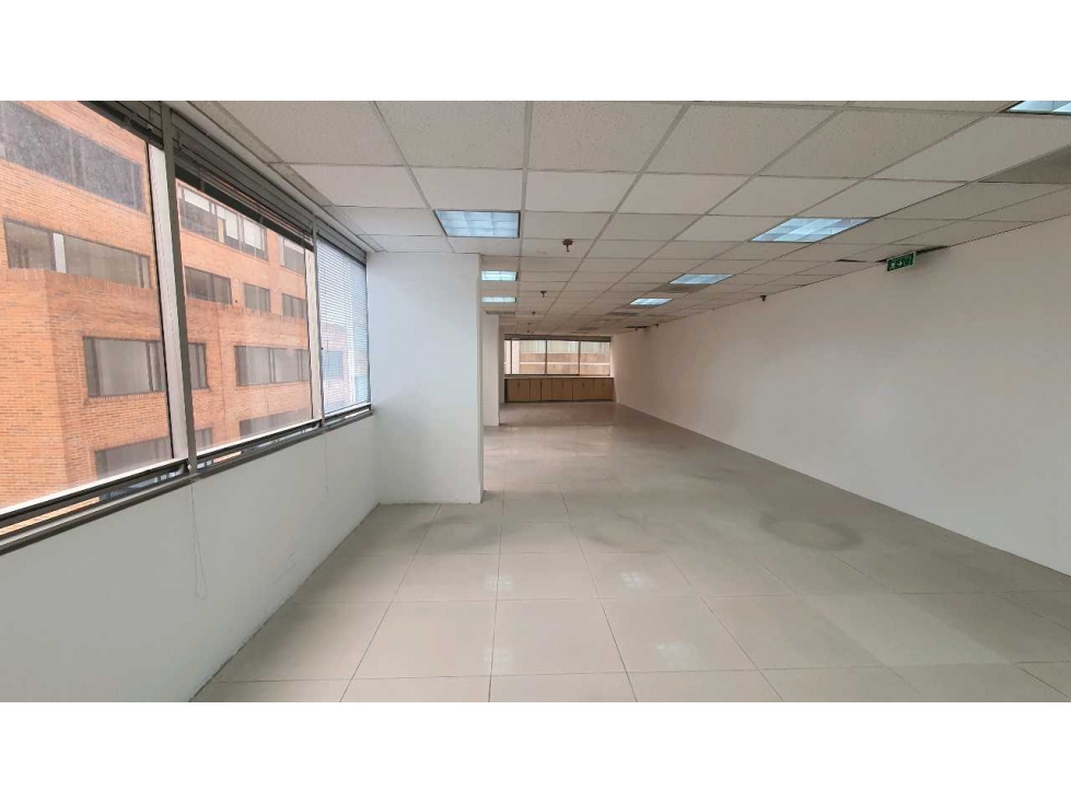 Oficina en Venta en El Nogal — foto 2